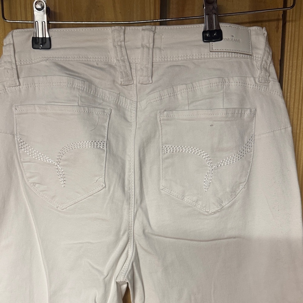 Elegant Cream Skinny Jeans for Women - Picture 5 of 6